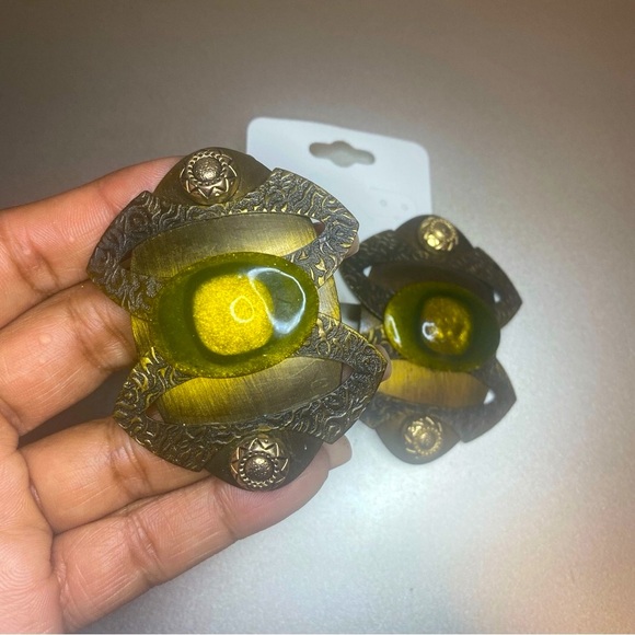Rare & Vintage ClipOn Big Statement Custom Earrings - Picture 1 of 7